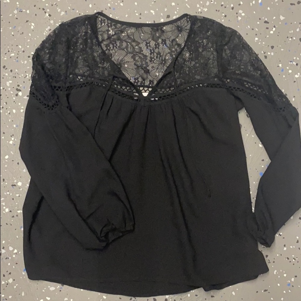 BD Dakota Black Blouse